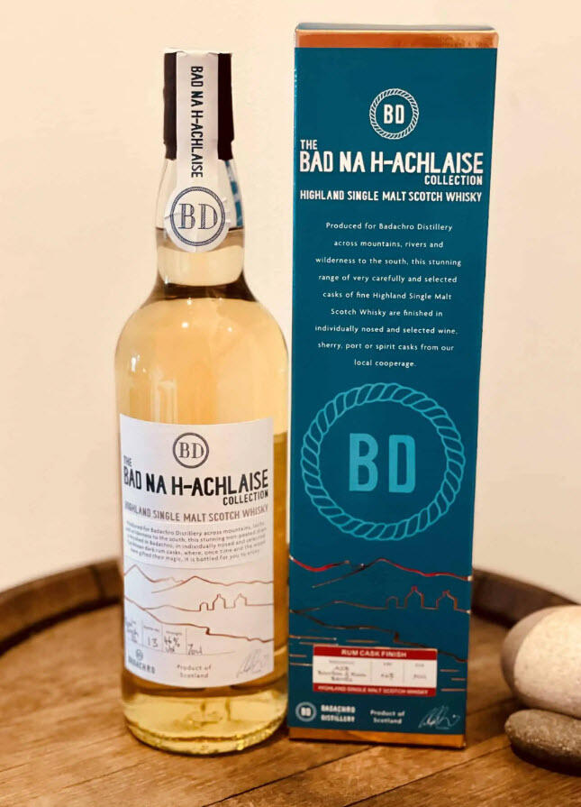Badachro whisky avec finition de rhum + gin aux algues