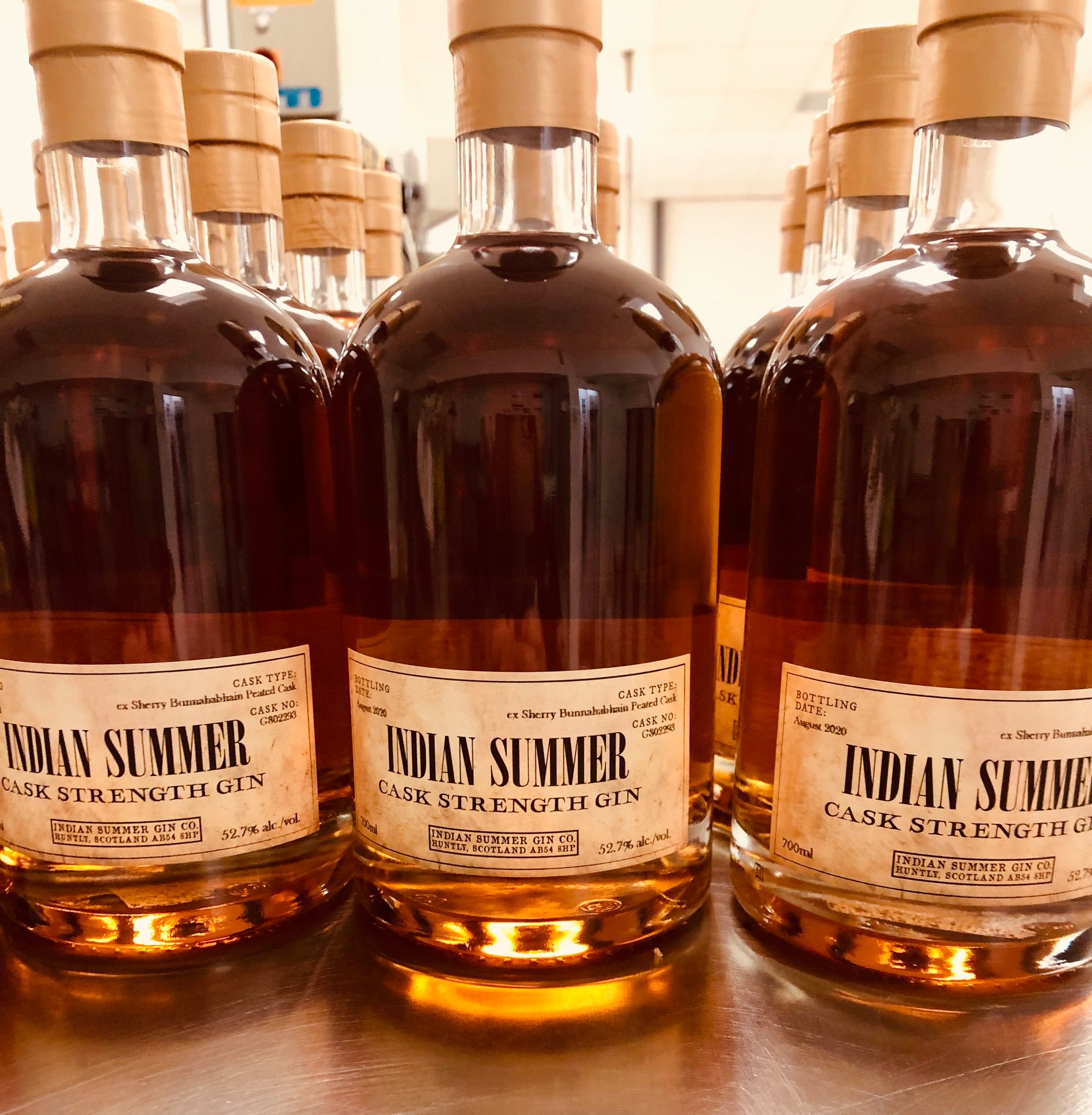 **COMPLET** – Groupe de commande surprise pour finir 2020 – 5 gins (brut de fût) – vieillis en fût de scotch whisky